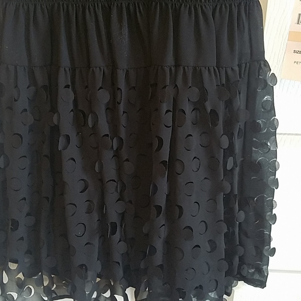 Dress - Picture 7 of 7